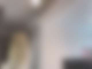 Live cam show with BonnieHenley - Blue Eyes on CamSextacy