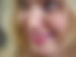 BonnieHenley's Live Sex Cam Show
