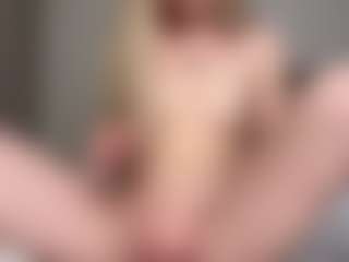 BonnieHenley's Live Sex Cam Show