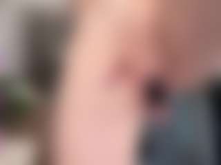 BonnieHenley's Live Sex Cam Show