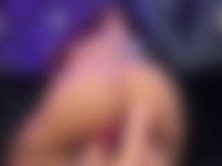 Live cam show with DalayMoore - Mature on chickslive.net