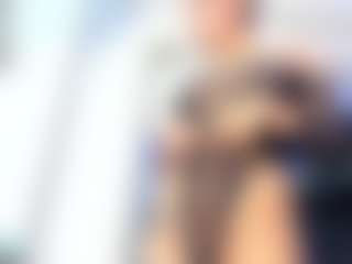 Live cam show with DalayMoore - Cute on Latina Girls