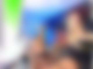 DalayMoore MILF webcam performer live streaming