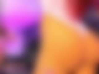 DalayMoore MILF webcam performer live streaming