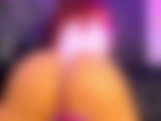 Live cam show with DalayMoore - Smart on StripNow