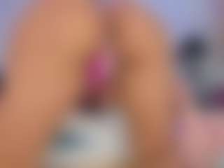 Live cam show with DalayMoore - Cumface on liverealitysex.com