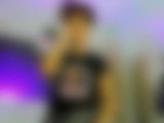 Live cam show with DalayMoore - Plug on Fapmatic.com