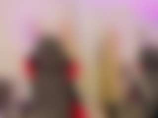 Live cam show with DalayMoore - Plug on Stripli.com