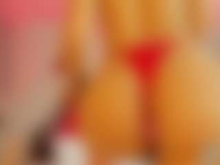 Live cam show with DalayMoore - Fingering MILF on Camiplay Live