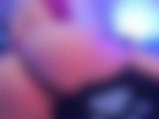 Live cam show with DalayMoore - Amateur Brown Hair on Camsoda