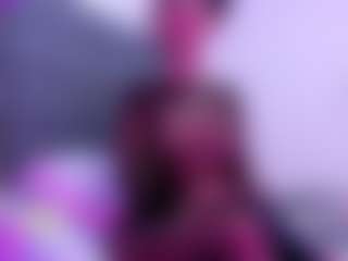 Spettacolo in cam dal vivo con DalayMoore - Camel Toe su Camsoda