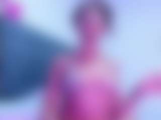 Live cam show with DalayMoore - Camel Toe on Dolls Live