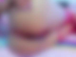 Live cam show with DalayMoore - Smoking on Camsoda