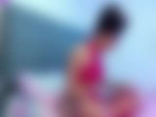 Live cam show with DalayMoore - Facial on Free Soda