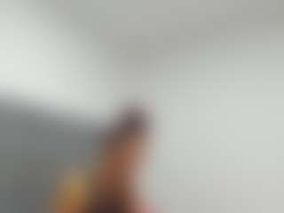 Live cam show with DalayMoore - Athletic Young Adult on AdultVida.com