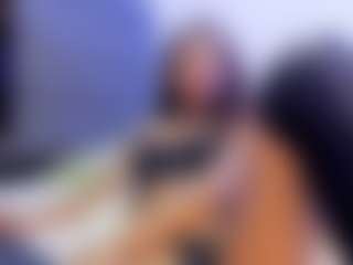 Live cam show with DalayMoore - Athletic Shaved Pussy on Nude Live Now