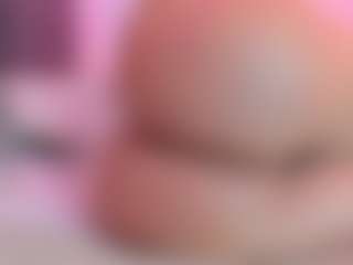 Live cam show with DalayMoore - Striptease on Camsoda.co