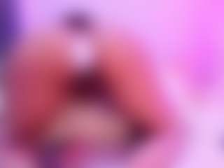 Live cam show with DalayMoore - Cute on Camsoda