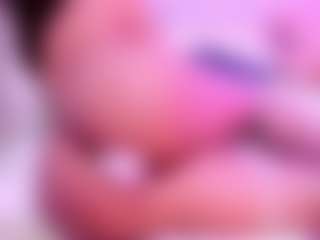 Live cam show with DalayMoore - Smoking on Camsoda