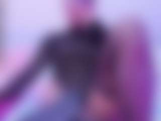 Live cam show with DalayMoore - Flashing on sexylive.show