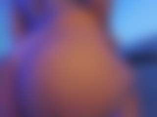 Live cam show with DalayMoore - Athletic Amateur on fuklive.com