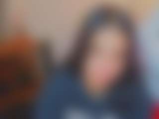Live cam show with Niicole-Fox2 - Striptease on Livezox