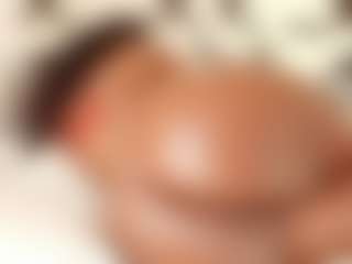 sensual crazy MILF webcam performer live streaming