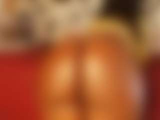 Live cam show with sensual crazy - Middle Aged on studioflirtlive.com