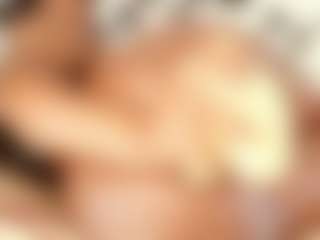 sensual crazy MILF webcam performer live streaming