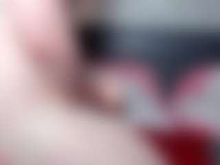 Live cam show with stassiemil1 - English on chickslive.net