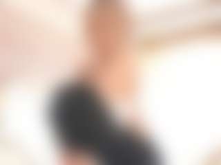 BreckBuff's Live Sex Cam Show