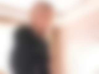 BreckBuff's Live Sex Cam Show