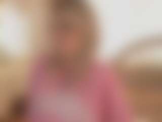 Live cam show with BreckBuff - Skinny on Camiplay Live