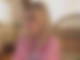 BreckBuff's Live Sex Cam Show
