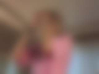 BreckBuff's Live Sex Cam Show