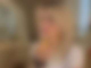 BreckBuff's Live Sex Cam Show