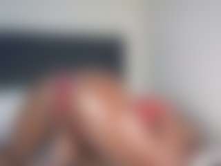 CaramelHaze's Live Sex Cam Show