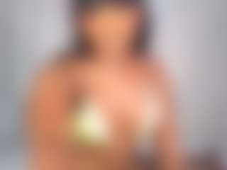 CaramelHaze's Live Sex Cam Show