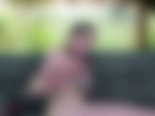 AmyLeeplays's Live Sex Cam Show