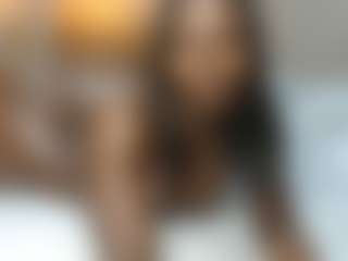 Live cam show with Darkpearl8 - Teen (18+) on live18s.com
