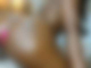 Live cam show with Darkpearl8 - Black Big Ass on Milfs Live
