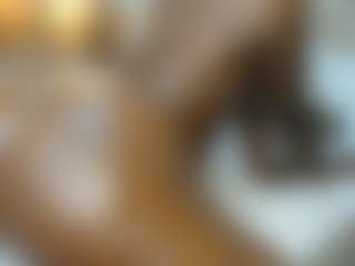 Live cam show with Darkpearl8 - Ebony Squirt on CSO-WL