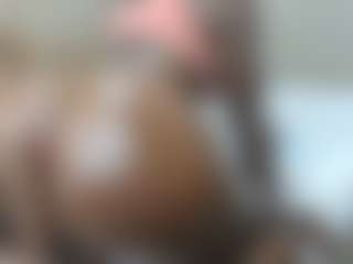 Live cam show with Darkpearl8 - Brown Eyes Teen (18+) on Camsoda