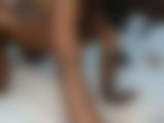 Live cam show with Darkpearl8 - American Petite on AdultVida.com