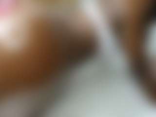 Live cam show with Darkpearl8 - Petite on Streamer API