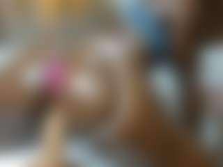 Live cam show with Darkpearl8 - Tight on Camsoda
