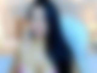Live cam show with Laylaa-Breezee - Deepthroat on slutload