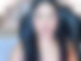 Live cam show with Laylaa-Breezee - Strip on slutload