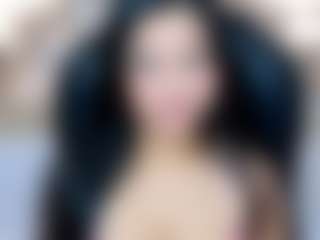 Live cam show with Laylaa-Breezee - Big Ass on StripNow