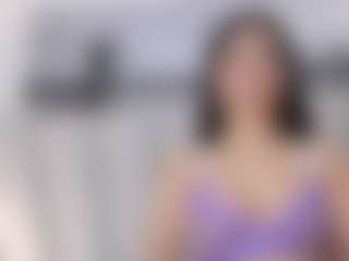 Live cam show with Laylaa-Breezee - Fetish Brown Hair on StripNow